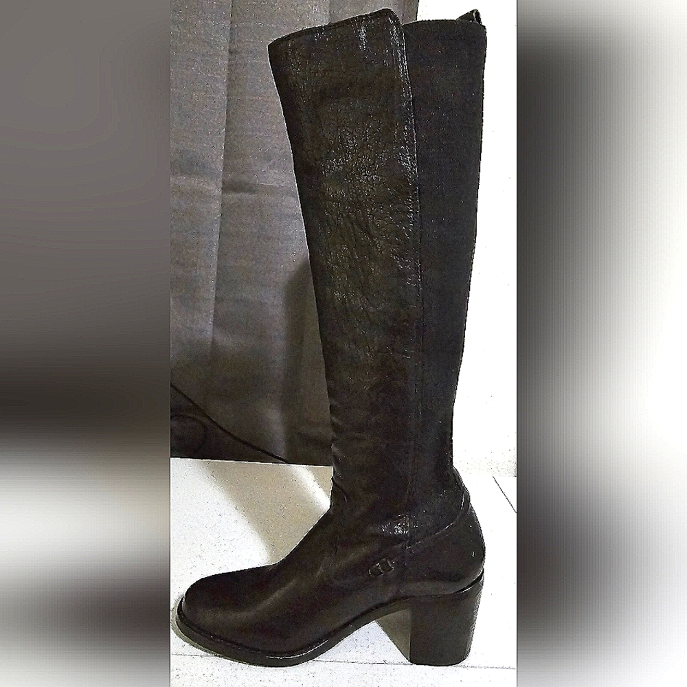 Frye black boots size 6